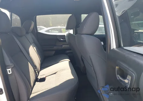 2018 Toyota Tacoma Trd Sport z USA, uszkodzony, nr VIN 3TMCZ5AN2JM179361